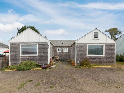 460/462 SW Coast Ave, Depoe Bay, OR, 97341