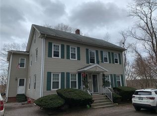 50 College St, Warwick, RI 02886