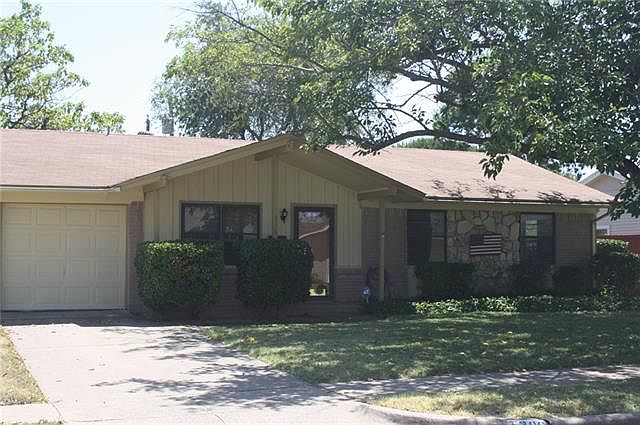 1st image of 1306 Glenville Dr