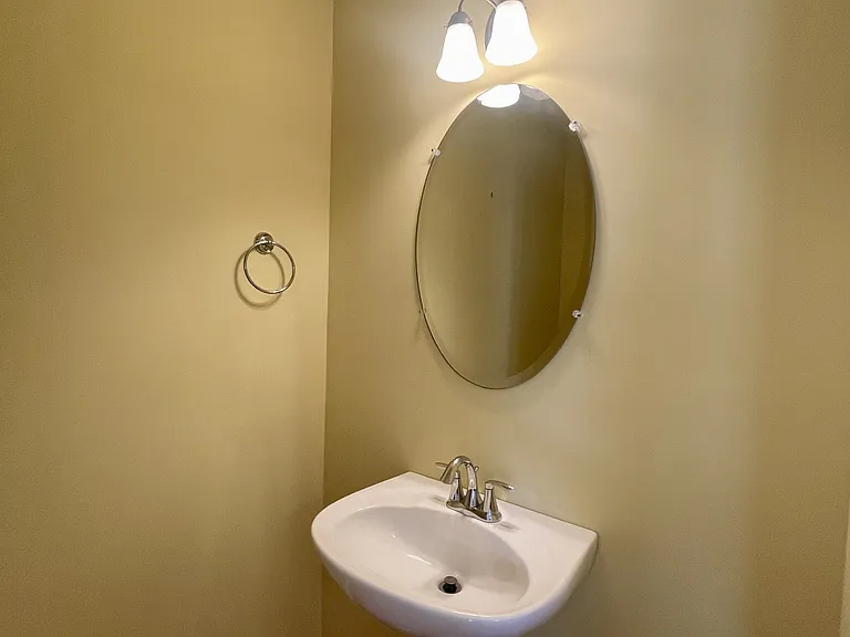 616 Capstone Dr #1 — Photo 11