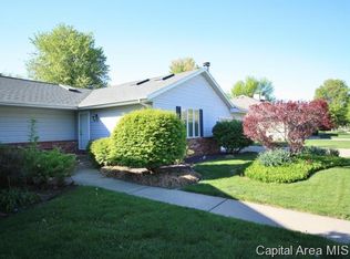 3010 Turning Mill Dr, Springfield, IL 62704