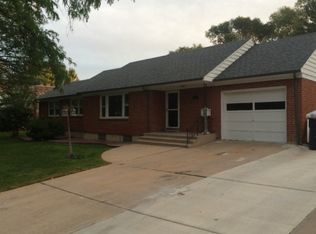 1624 Bunker Hill Rd, Pueblo, CO 81001