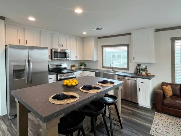 1800 Oak Grove Rd E #A5, Burleson, TX 76028