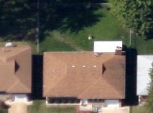 1115 Spring Valley Dr, Florissant, MO 63033