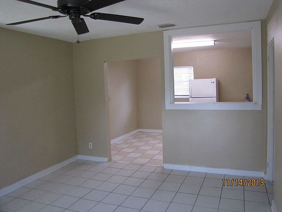 3rd image of 1103 S 5th Ave