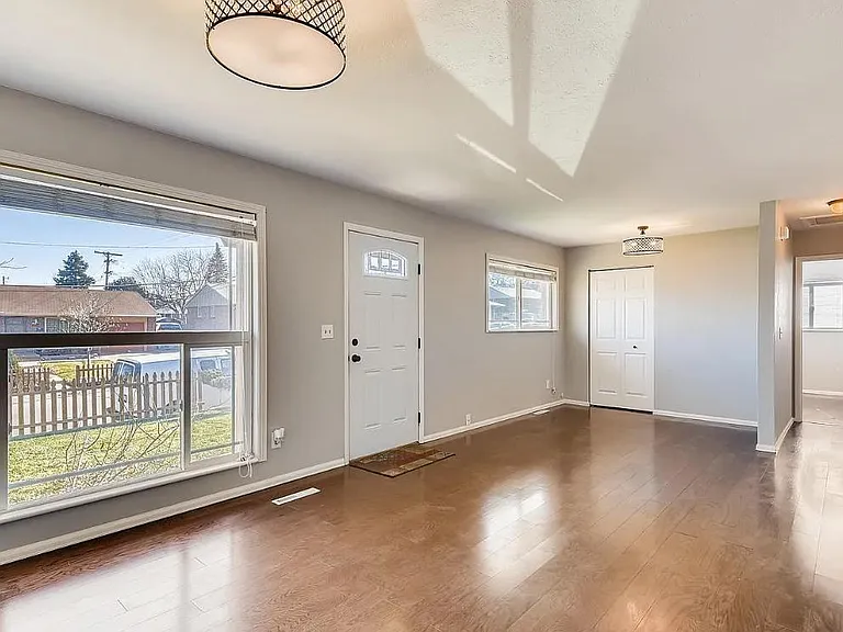 8383 Navajo St — Photo 4