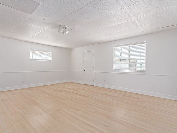 3rd image of 6812 E Edgemont Ave