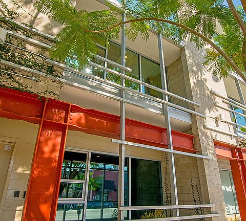 3rd image of 6615 Melrose Ave Unit 2