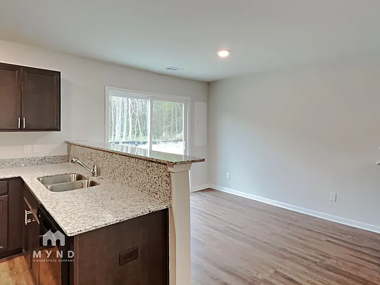 34 Brown Thrasher Ct — Photo 8