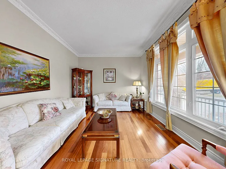 1590 Hallstone Rd — Photo 10