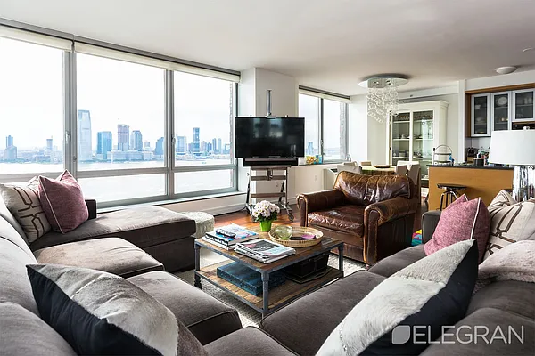 Rented by (Legacy) Elegran | media 18