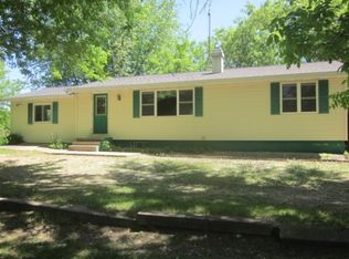 W2624 Fox River Shrs E, Berlin, WI 54923