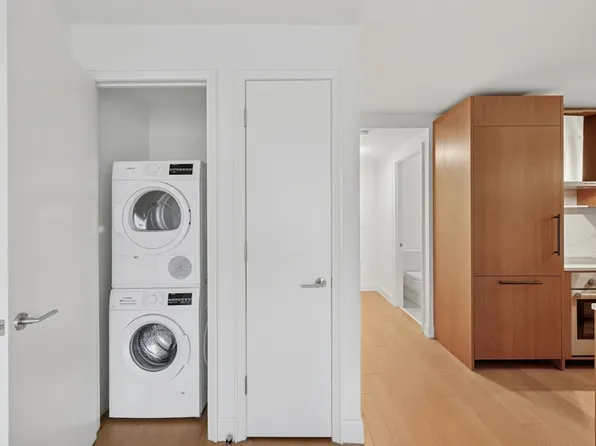 420 East 54th Street image 19 of 40