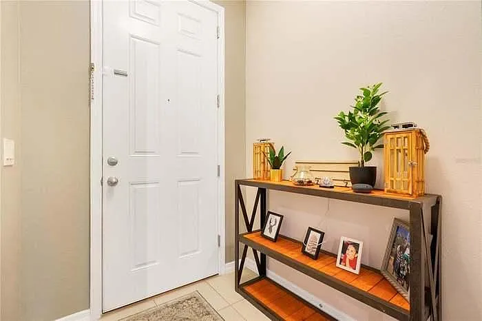 4764 Cliveden Loop — Photo 3