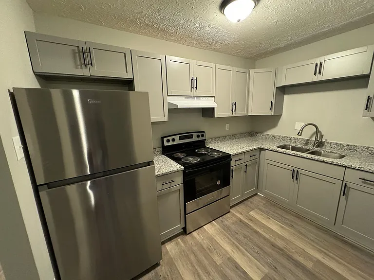 209 Lakeshore Dr — Photo 27