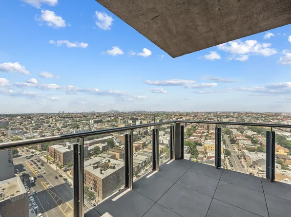 2286 Cropsey Avenue image 24 of 27