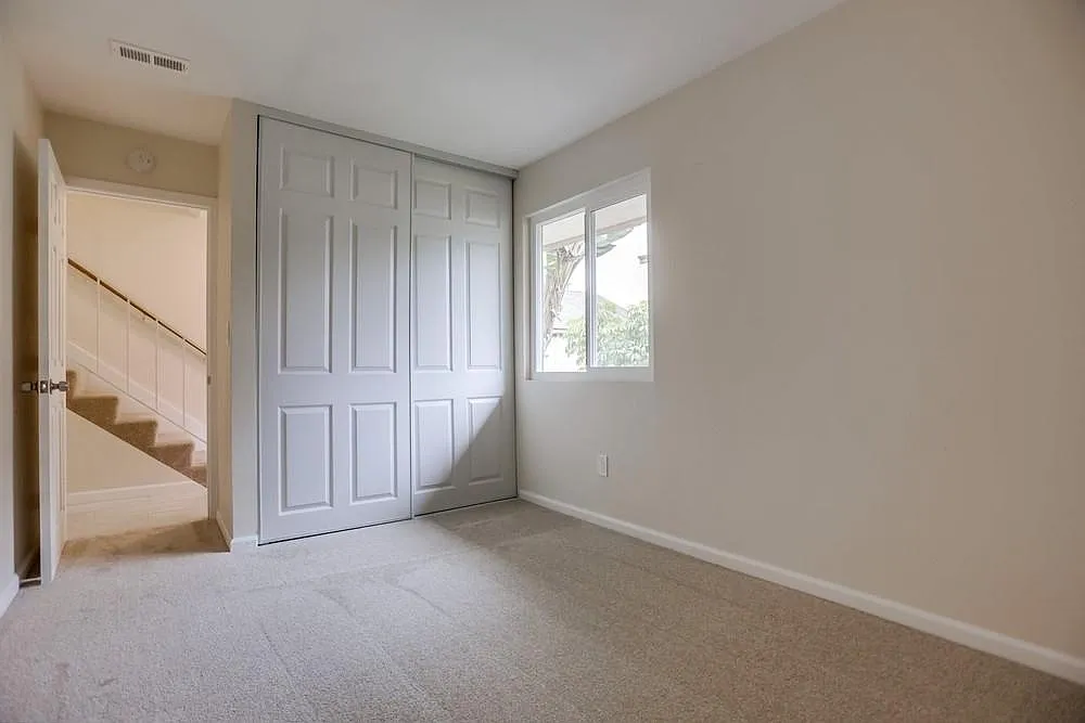 3910 Caminito Patricia — Photo 2