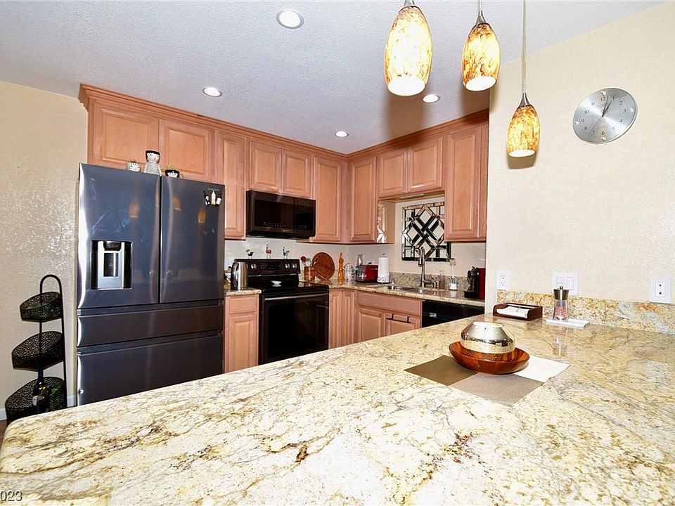 1st image of 2709 Beaver Creek Ct APT 201