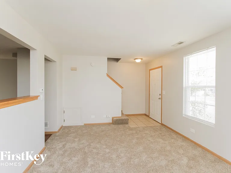 1576 Linden Park Ln — Photo 4