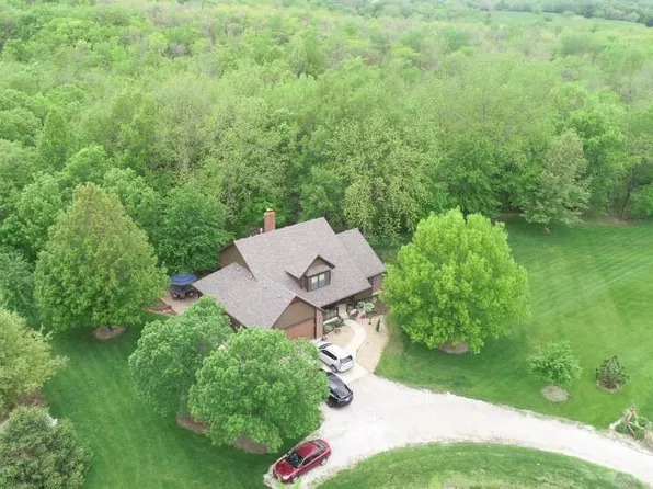 1600 S Buckner Tarsney Rd, Buckner, MO 64016