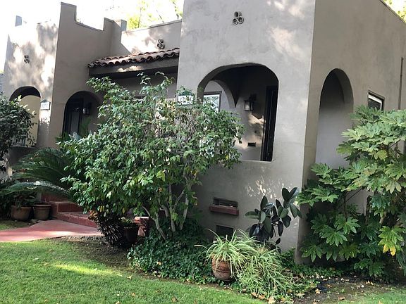 2nd image of 1839 Beverly Way