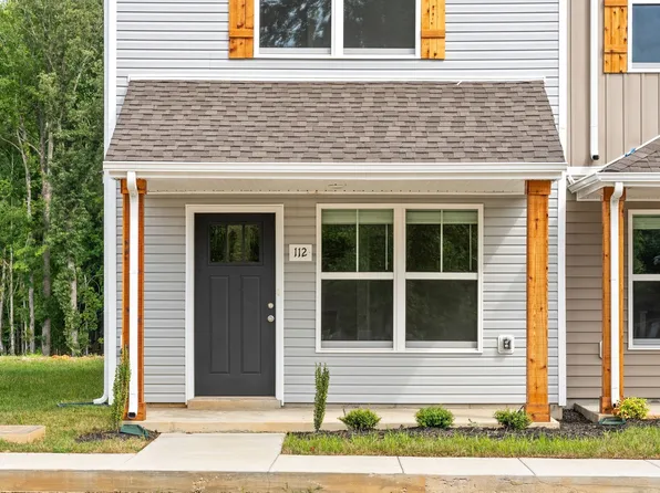 112 Quarry Point Dr, Clarksville, TN 37043