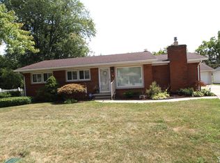 1510 Sunrise Blvd, Monroe, MI 48162