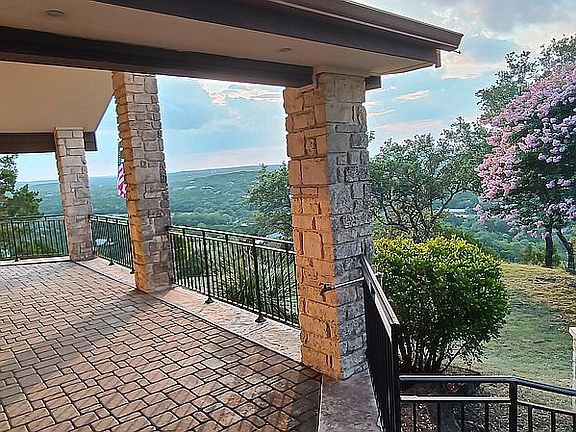5th image of 20231 Hilltop Dr