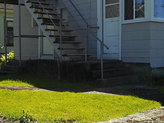 2nd image of 2609 N 8th St APT 3