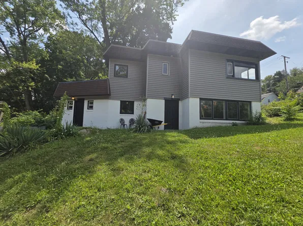 780 Memorial Pkwy, Akron, OH 44303