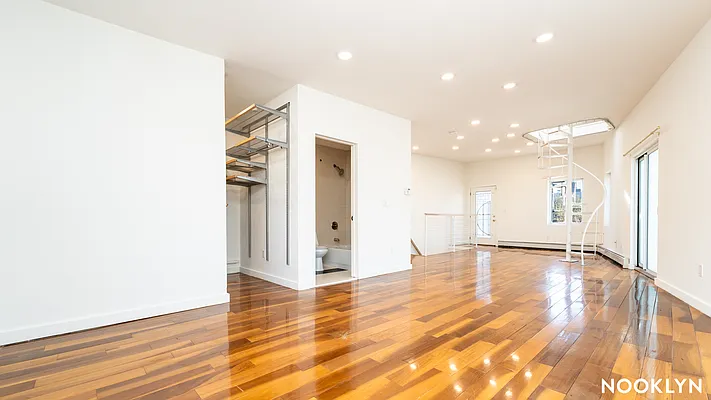Rented by Nooklyn NYC LLC | media 2