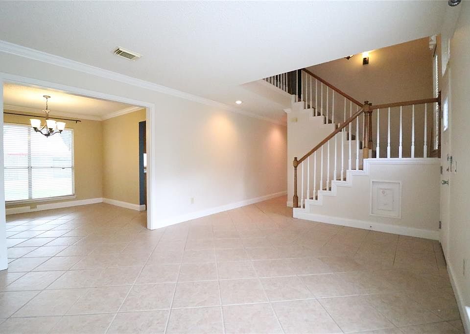 1st image of 22919 Garden Canyon Dr