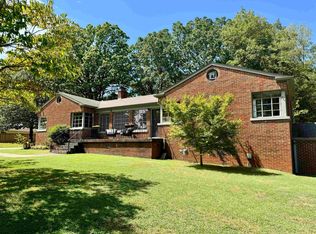 1825 Edgemont Dr, Florence, AL 35630