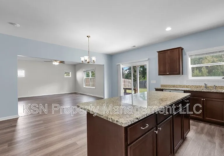 126 Riverwood Rd — Photo 9