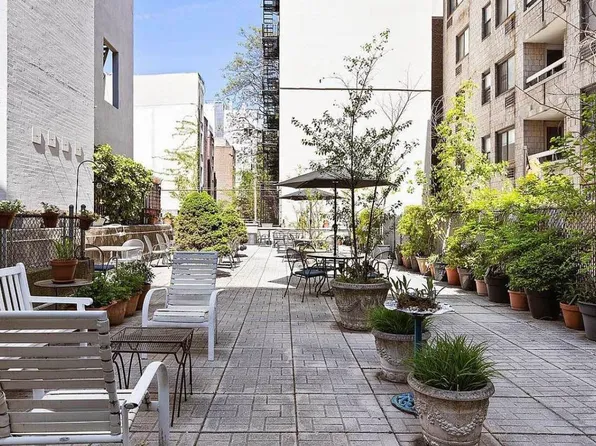 85 8th Avenue image 8 of 8