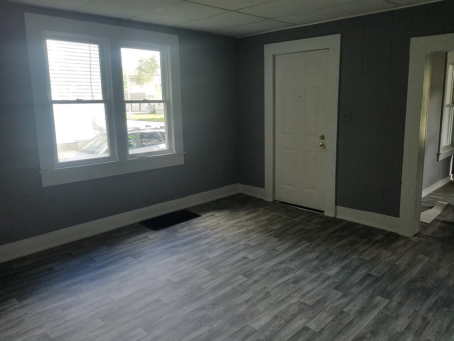 2 bed, 1000 sqft, $1,200 — Photo 3