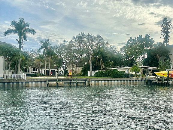 2nd image of 52 Sandpiper Rd #1