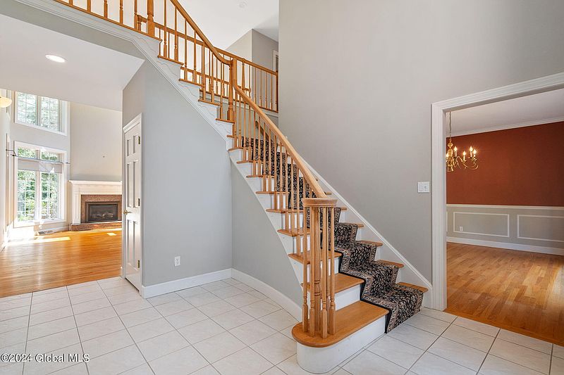 5th image of 4029 Windsor Drive