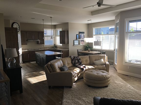 2nd image of 3213 Golden Acres Dr