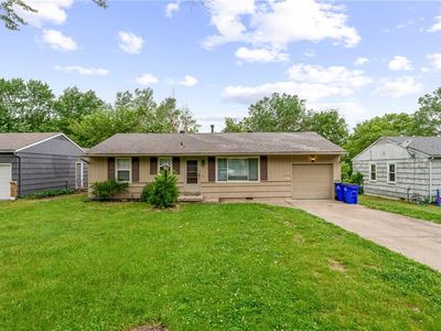 5910 Farley Ave, Raytown, MO, 64133
