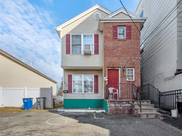 574-576 15th Ave, Newark, NJ 07103