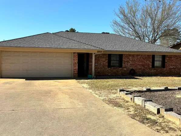 214 Kimberly Ln, Longview, TX 75604