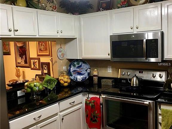 4th image of 1627 Fluorshire Dr