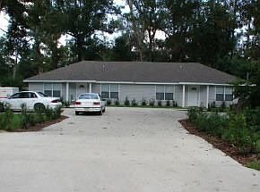 1st image of 3235 SE 10th Ave