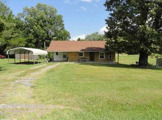 208 N Glade St, Marshall, AR 72650