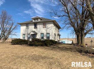 1813 390th Ave, Bryant, IA 52727