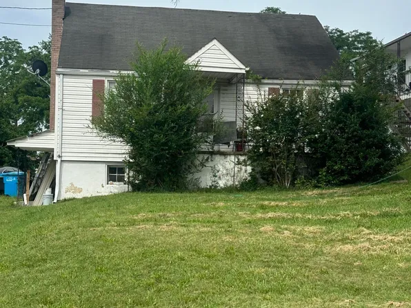 1622 Wayne St NE, Roanoke, VA 24012