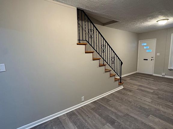 3rd image of 409 Printz St