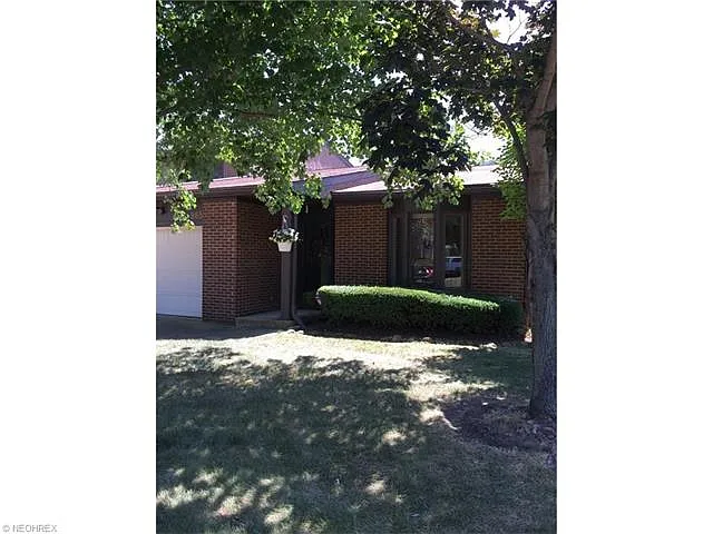 965 E Morningstar Dr photo 1