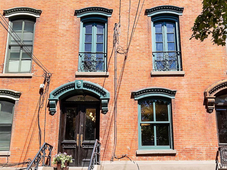 1st image of 136 Sussex St